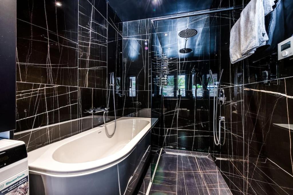 Apartment One B With Heated Private Pool Dubrownik Zewnętrze zdjęcie