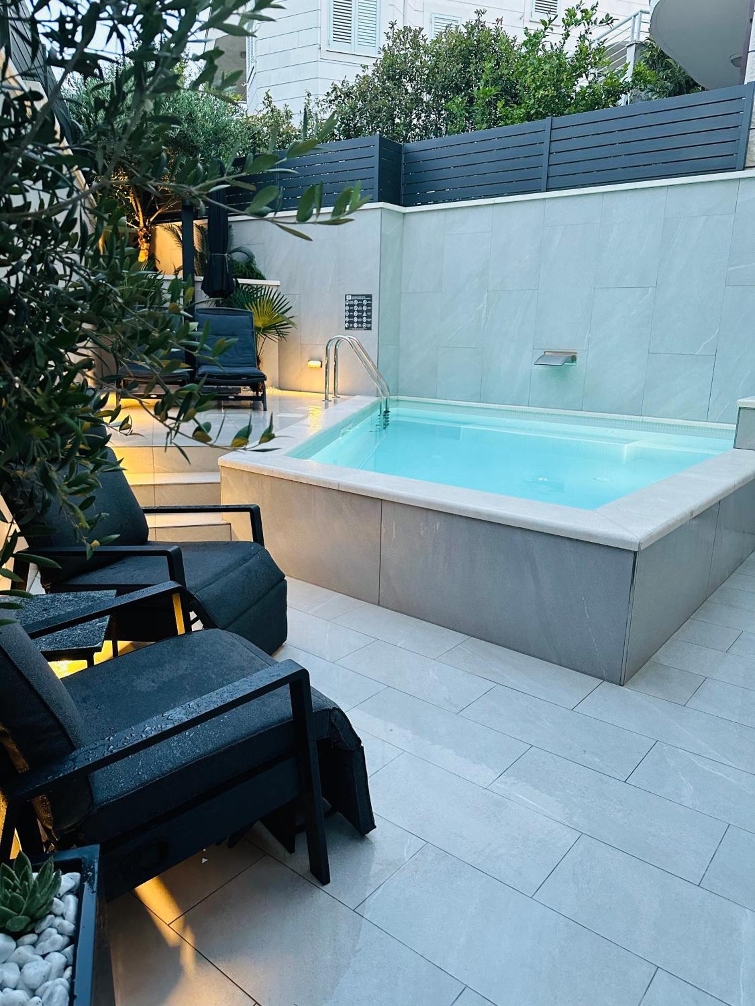 Apartment One B With Heated Private Pool Dubrownik Zewnętrze zdjęcie