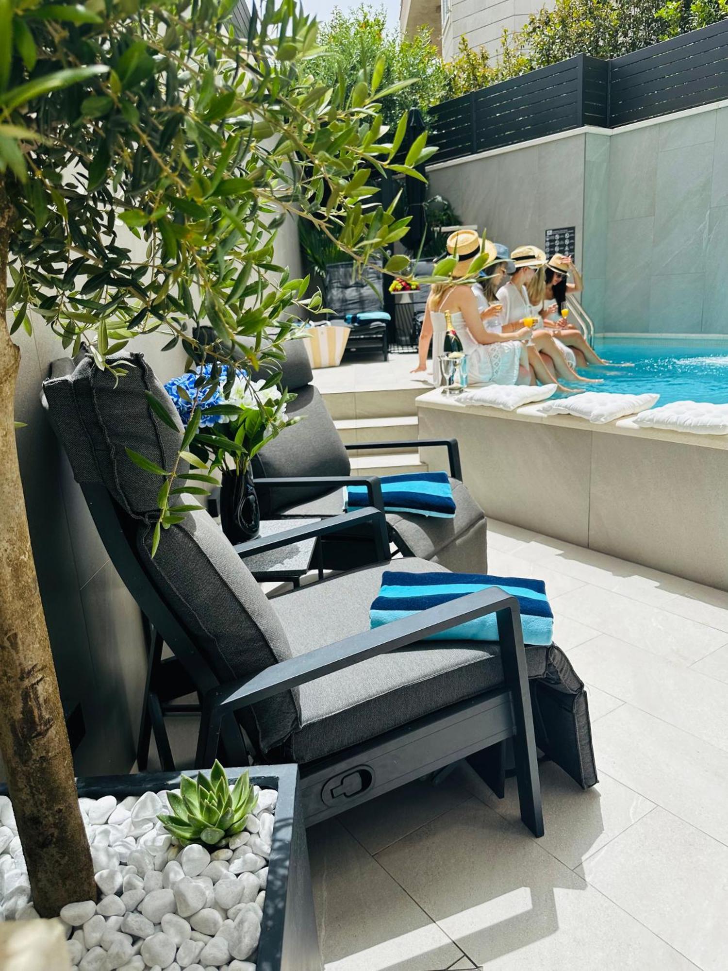 Apartment One B With Heated Private Pool Dubrownik Zewnętrze zdjęcie